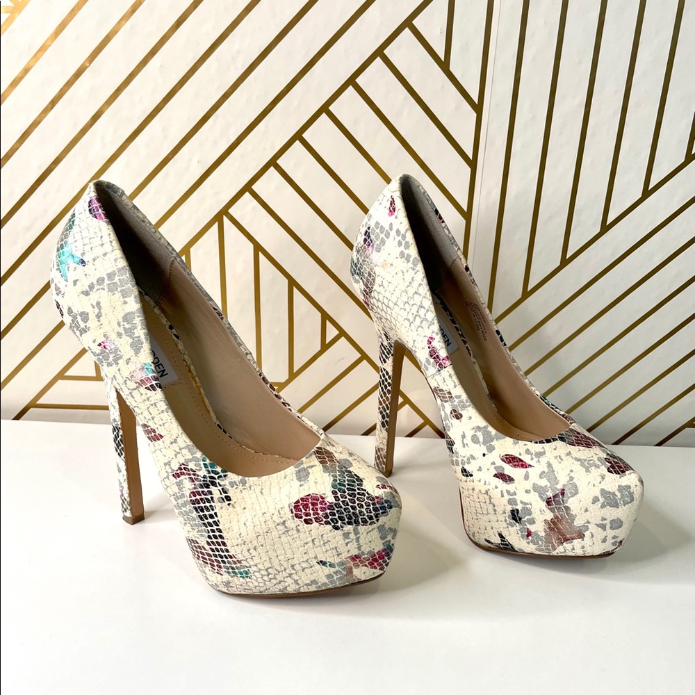 Steve Madden heels